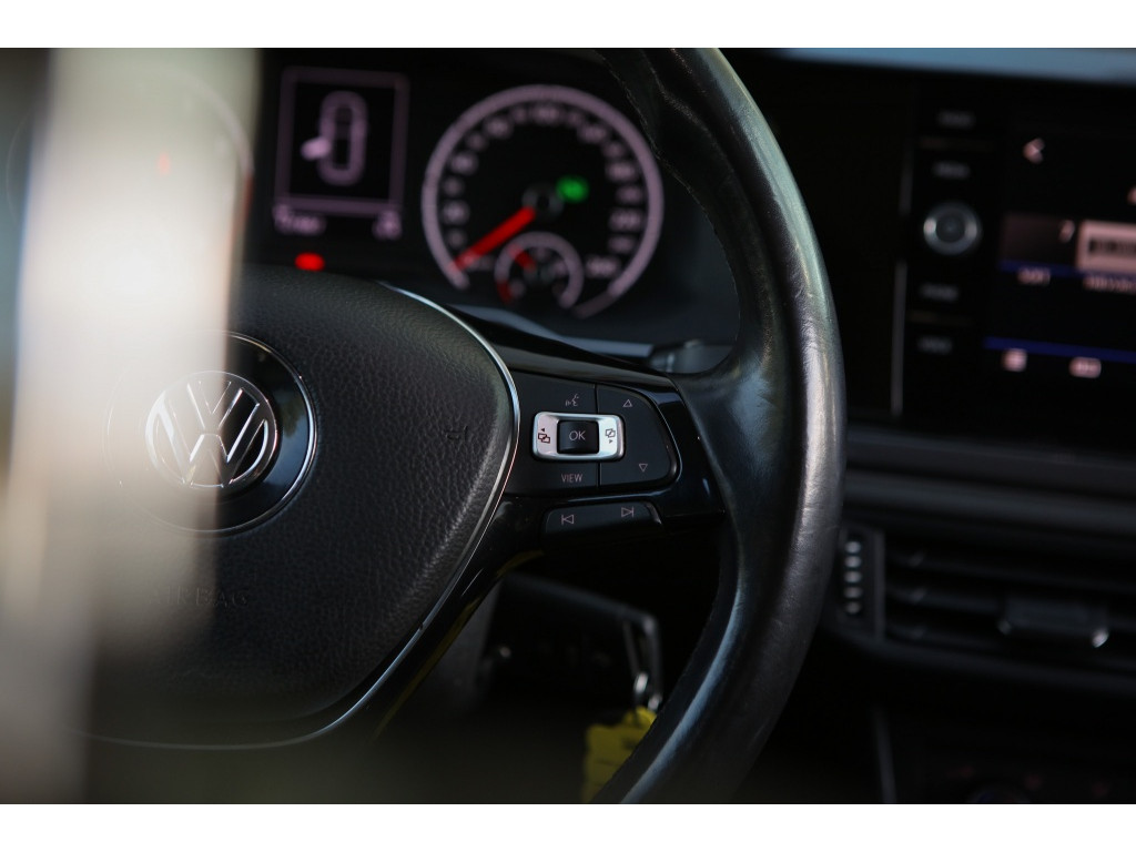 Volkswagen Polo 1.0 TSI Highl.BnsR 8