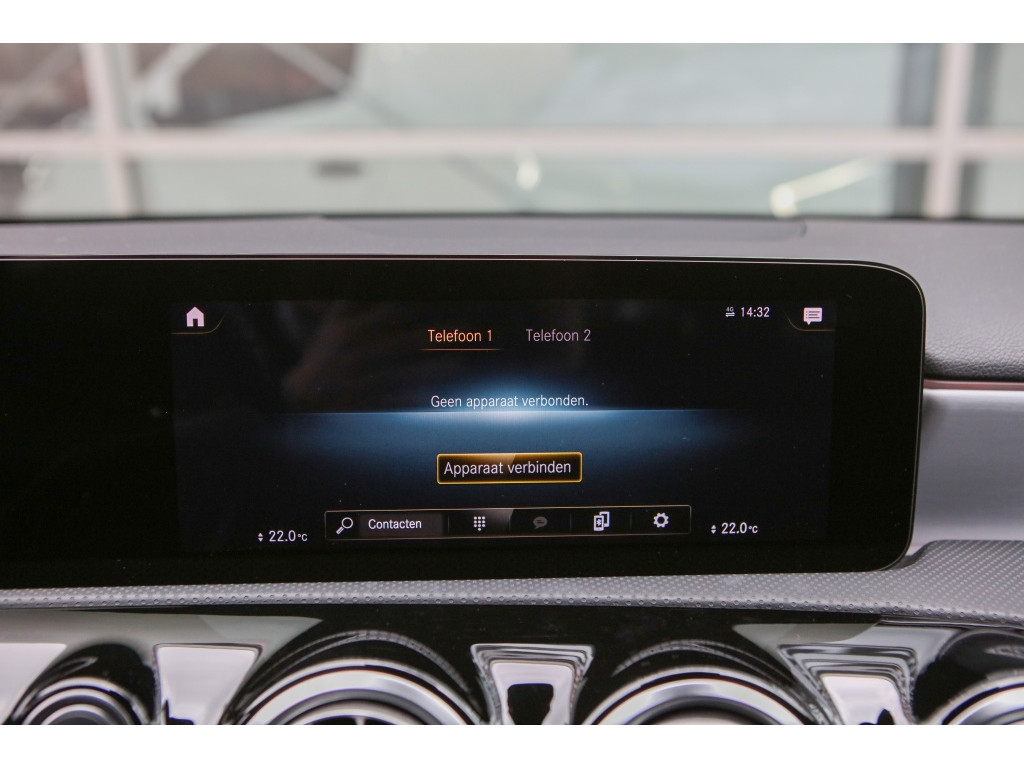 Mercedes-Benz A-Klasse 180 Bns Sol. AMG | Pano | 11