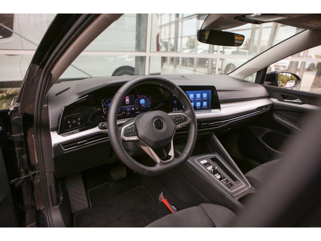 Volkswagen GOLF Variant 1.0 eTSI Life Bns | Navi | Sfeerverlichting | Automaat | 2