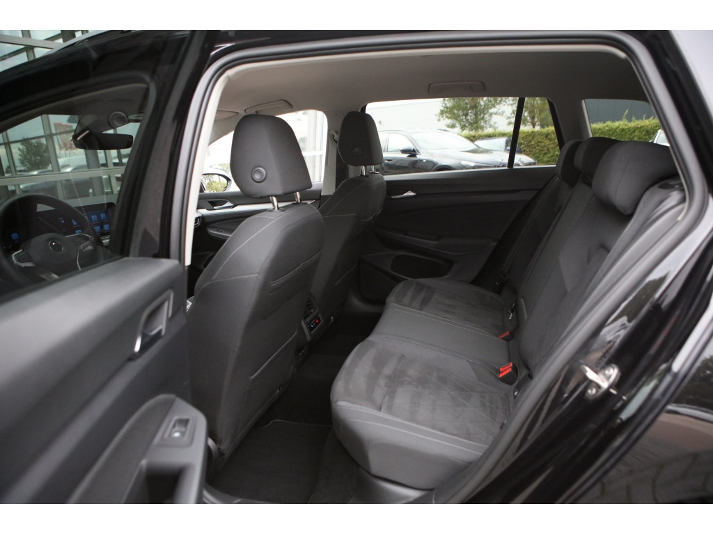 Volkswagen GOLF Variant 1.0 eTSI Life Bns | Navi | Sfeerverlichting | Automaat | 5