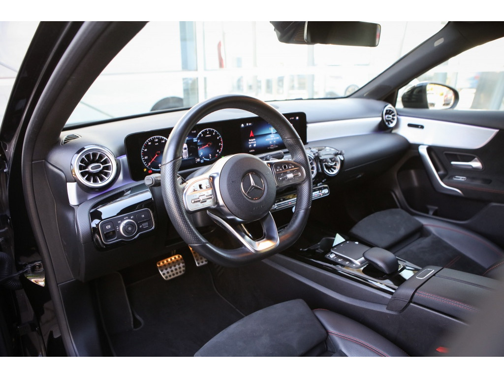 Mercedes-Benz A-Klasse 180 Bns Solution AMG 10