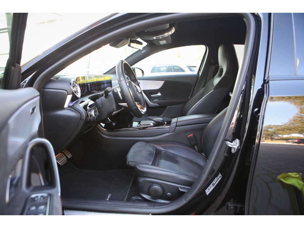 Mercedes-Benz A-Klasse 180 Bns Solution AMG 12