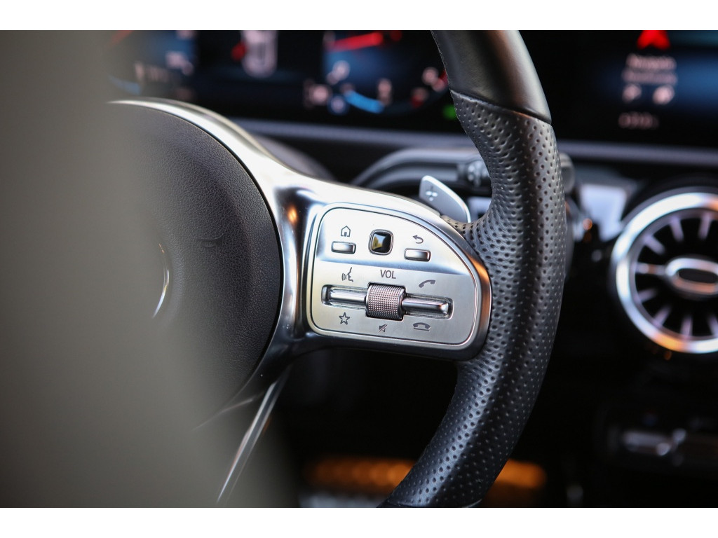 Mercedes-Benz A-Klasse 180 Bns Solution AMG 15