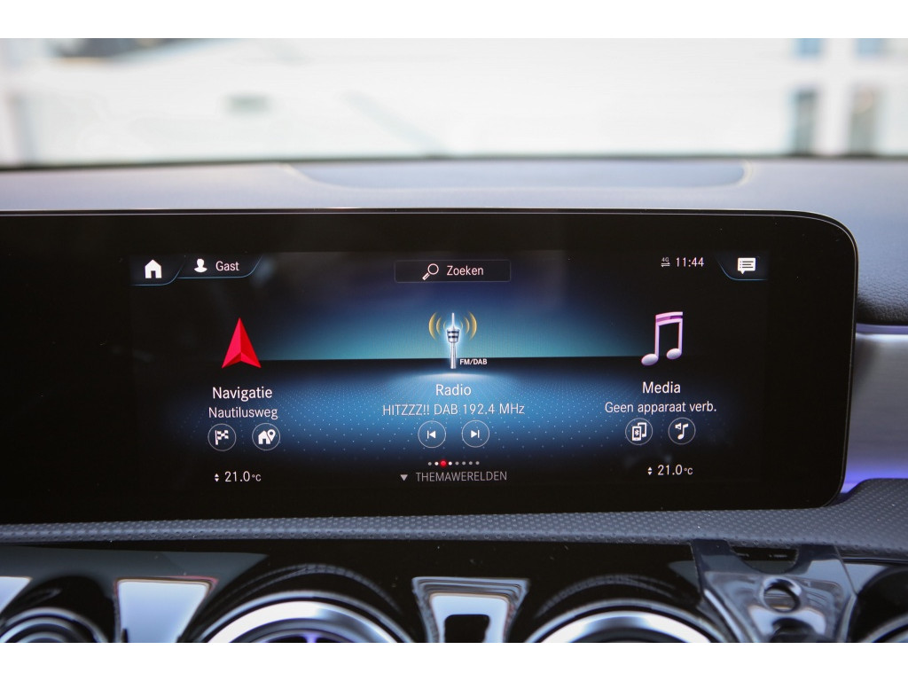 Mercedes-Benz A-Klasse 180 Bns Solution AMG 18
