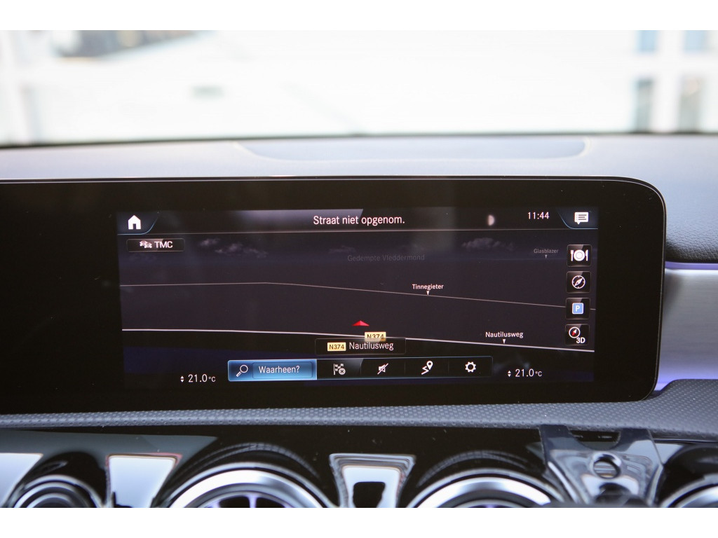 Mercedes-Benz A-Klasse 180 Bns Solution AMG 19