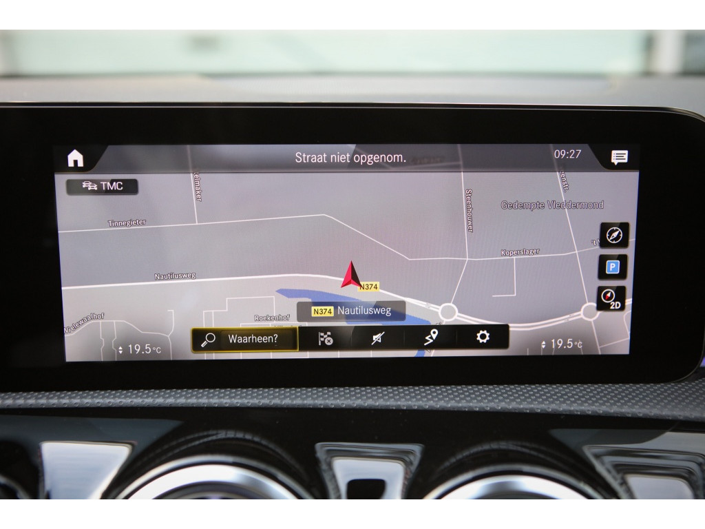 Mercedes-Benz A200 AMG -Line | sfeerverlichting | 10