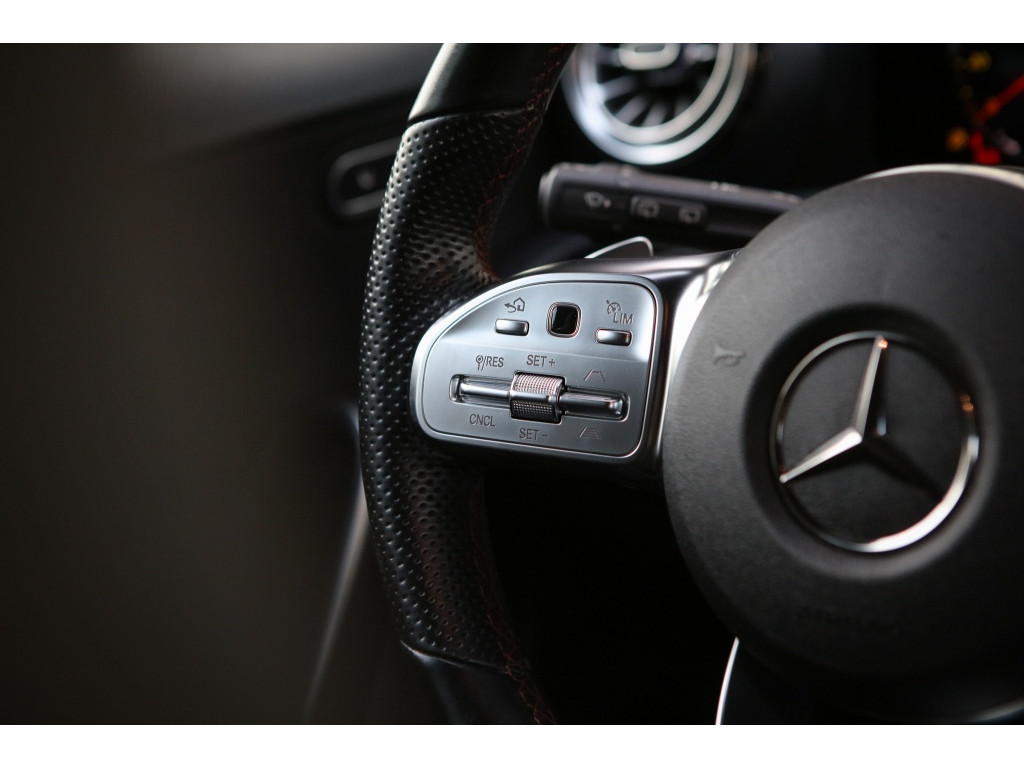 Mercedes-Benz A200 AMG -Line | sfeerverlichting | 6