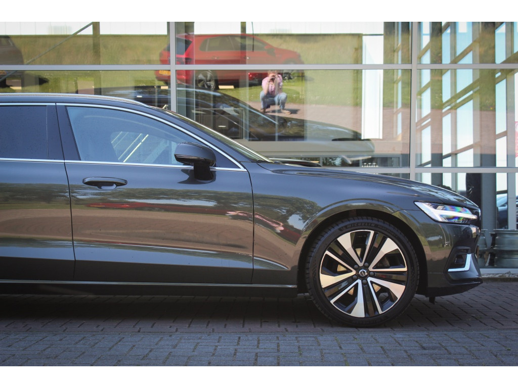 Volvo V60 2.0 D3 Inscription 4