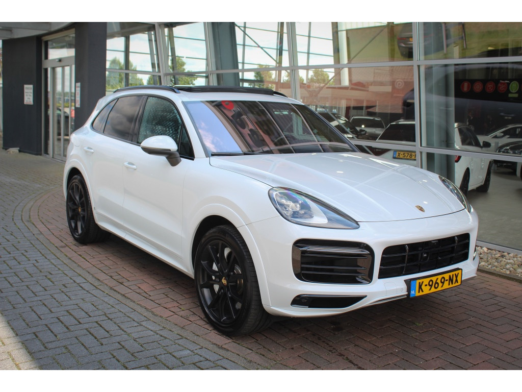 Porsche Cayenne 3.0 E-Hybrid | Sport Chrono | Pano | HUD | Origineel NL Auto! 2