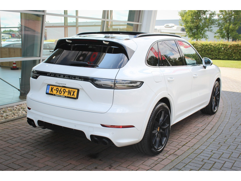 Porsche Cayenne 3.0 E-Hybrid | Sport Chrono | Pano | HUD | Origineel NL Auto! 5