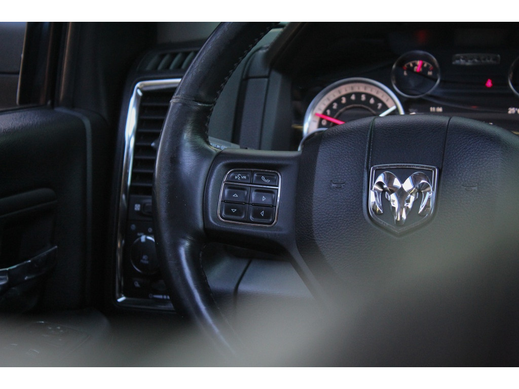 Dodge Ram 1500 5.7 V8 4×4 QC 6’4 15