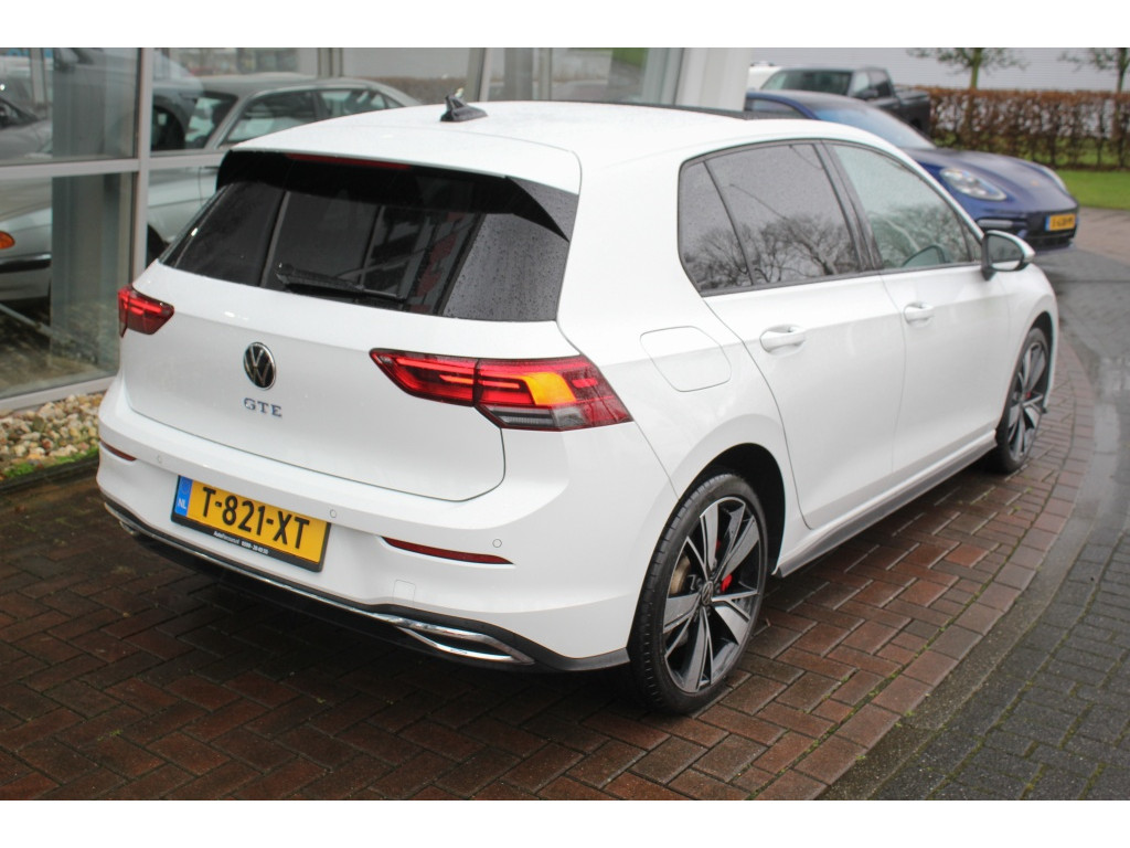 Volkswagen Golf 1.4 eHybrid GTE | PANO! | 7