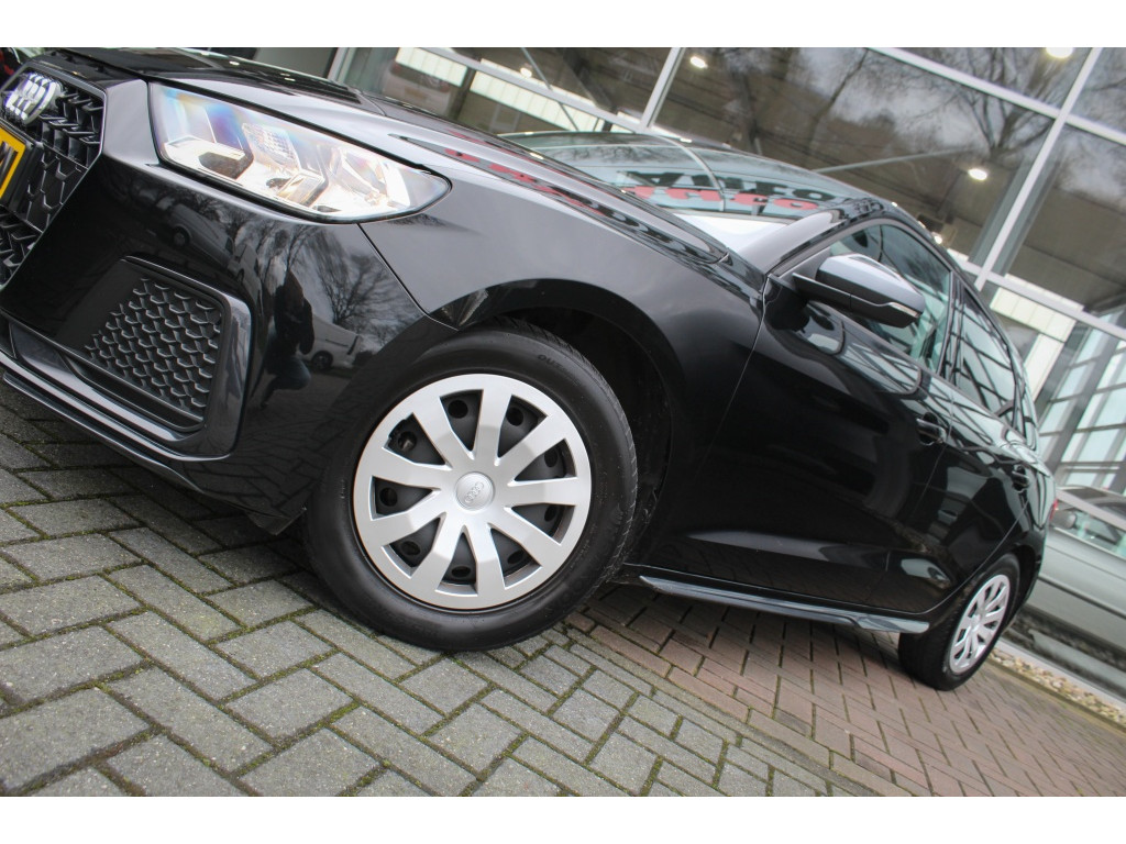 Audi A1 Sportback 25 TFSI Adv. ed. 1