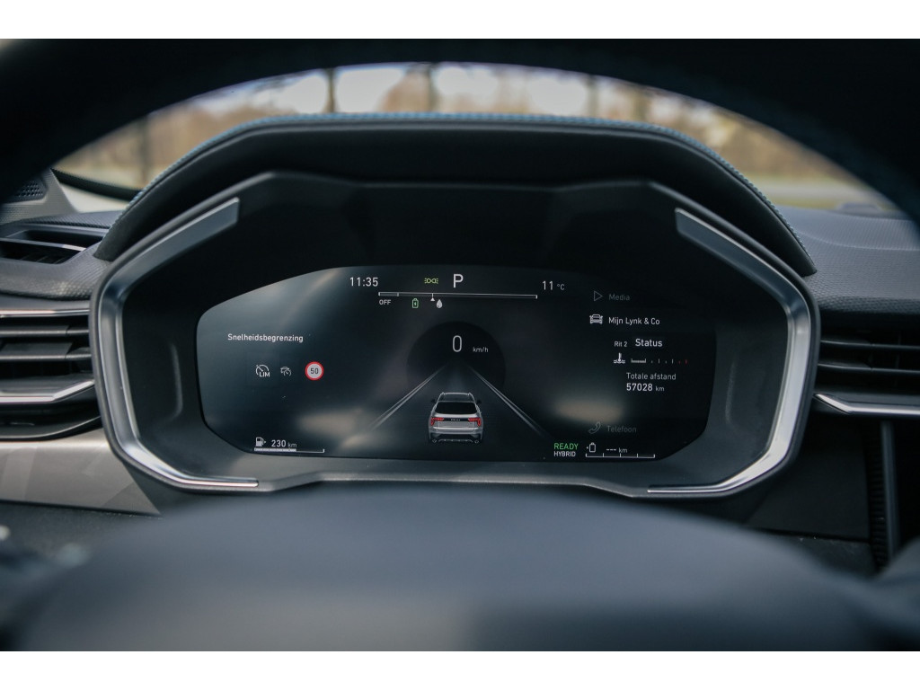 Lynk & Co 01 PHEV | Pano | 360 Camera | 15