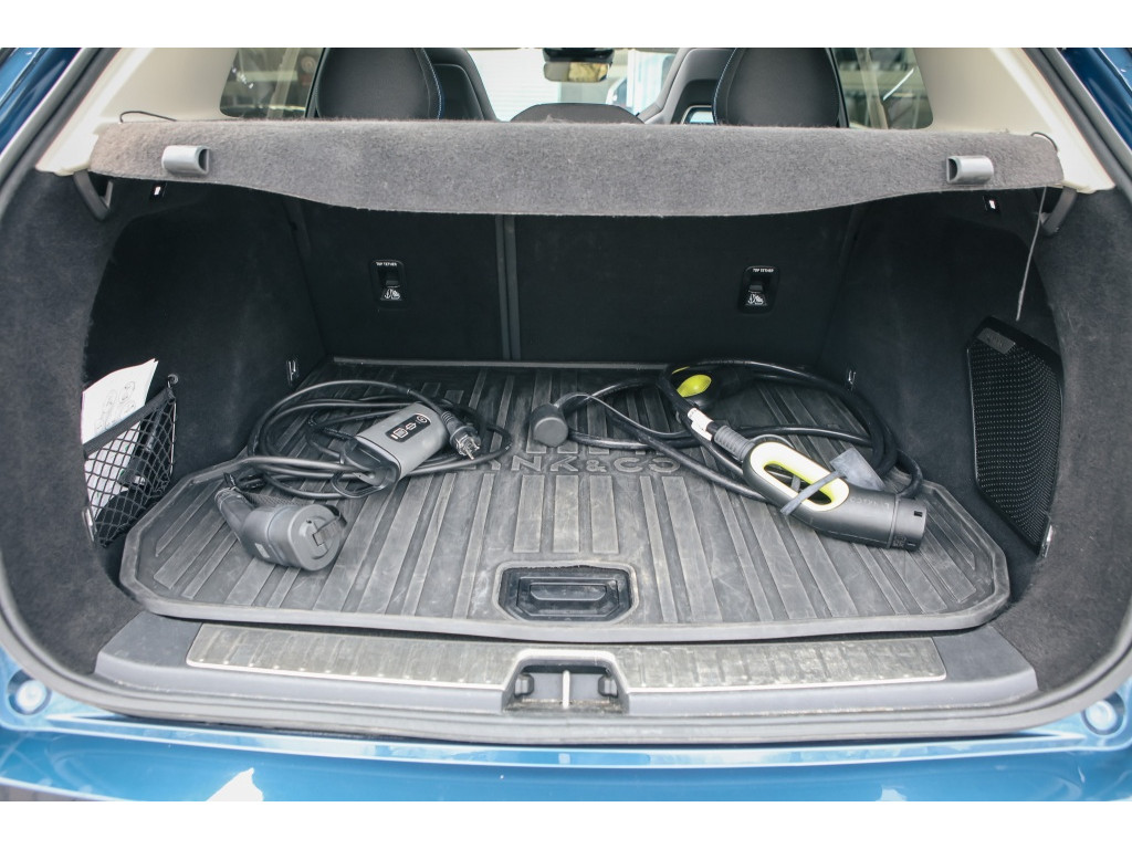 Lynk & Co 01 PHEV | Pano | 360 Camera | 21