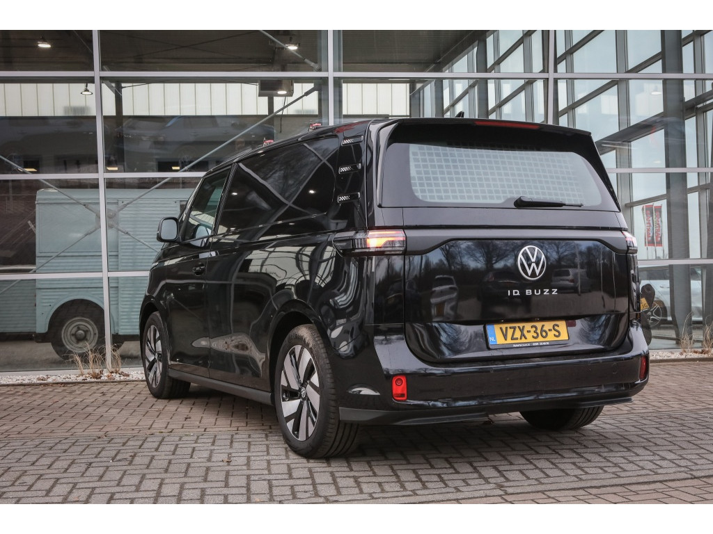 Volkswagen ID. Buzz Cargo 77 kWh 1