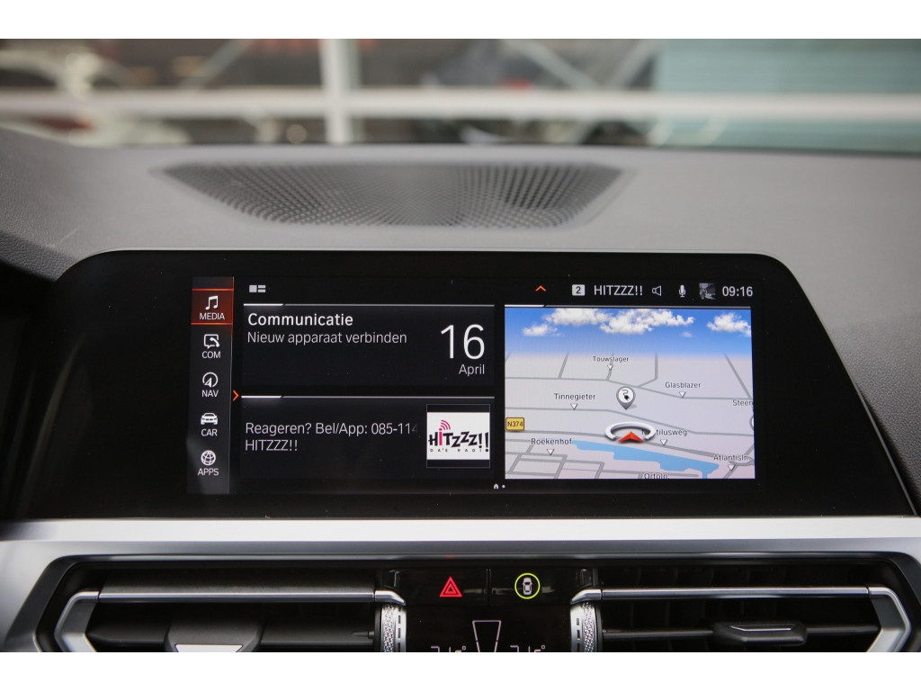 BMW 3 Serie Touring 330e xDrive M Sport | Pano | HUD | Laser | Assisted Drive | 10