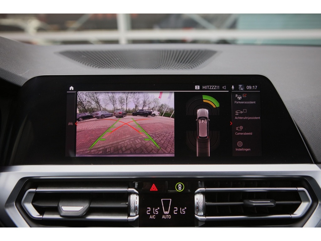 BMW 3 Serie Touring 330e xDrive M Sport | Pano | HUD | Laser | Assisted Drive | 16