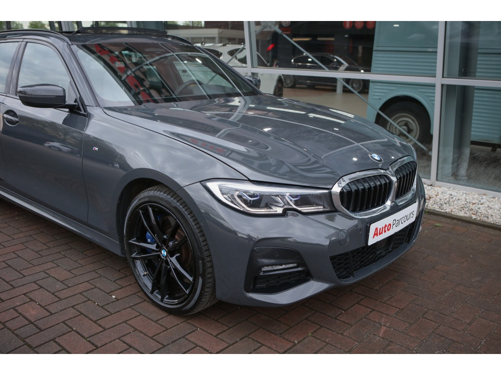 BMW 3 Serie Touring 330e xDrive M Sport | Pano | HUD | Laser | Assisted Drive | 20
