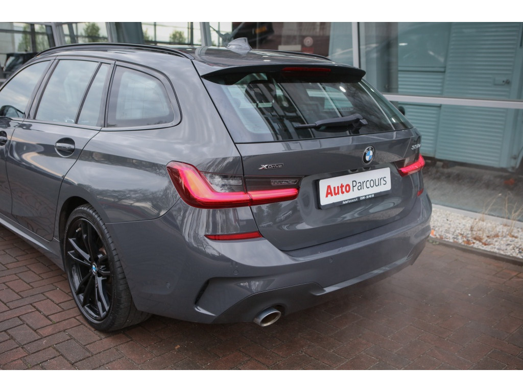 BMW 3 Serie Touring 330e xDrive M Sport | Pano | HUD | Laser | Assisted Drive | 22