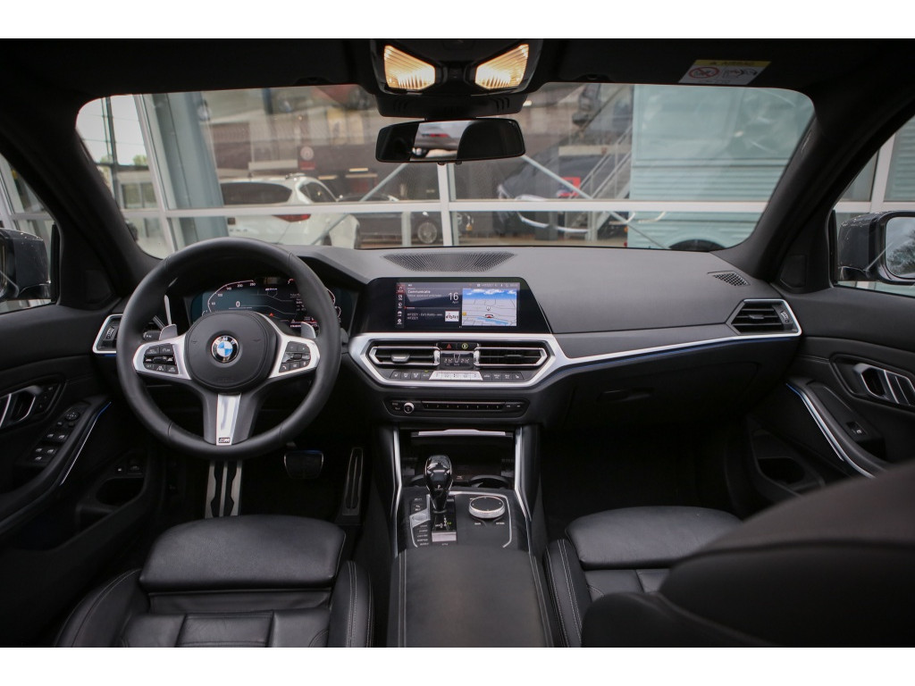 BMW 3 Serie Touring 330e xDrive M Sport | Pano | HUD | Laser | Assisted Drive | 6