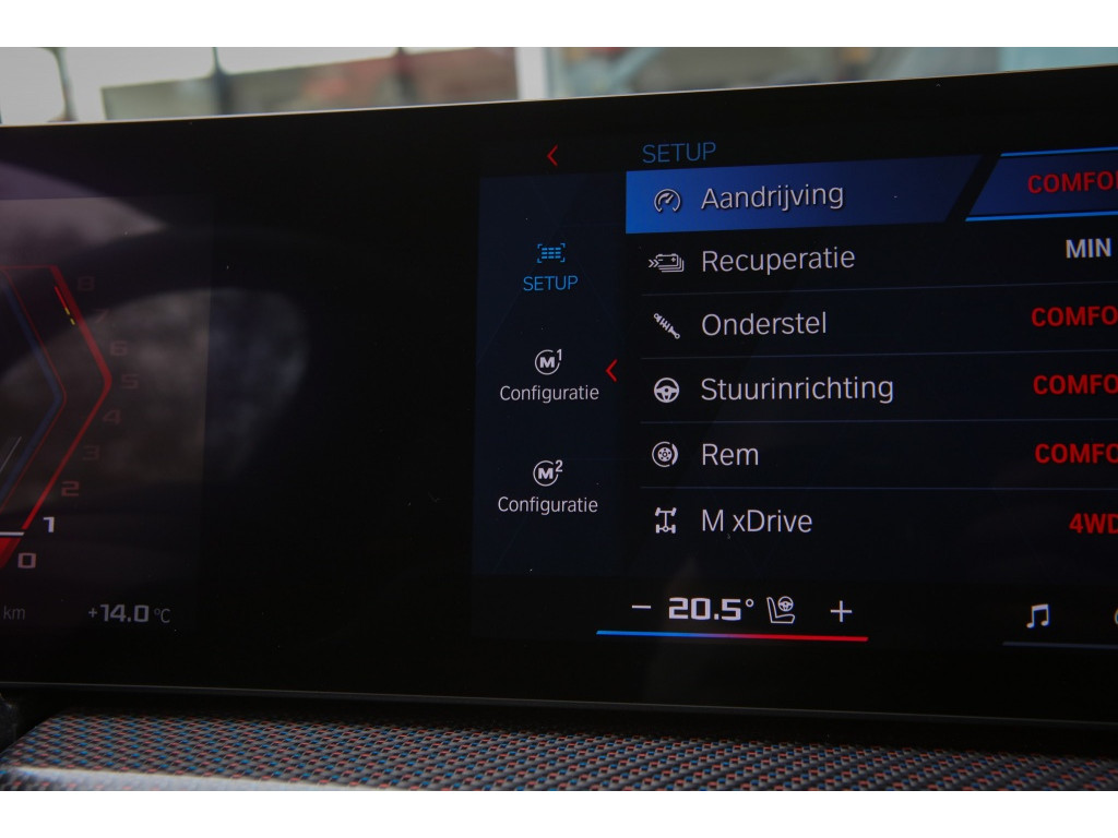 BMW XM | Label Red | V8 | 748PK | BTW | Bowers&Wilkins | HUD | Massage 15
