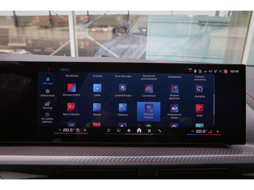 BMW XM | Label Red | V8 | 748PK | BTW | Bowers&Wilkins | HUD | Massage 17