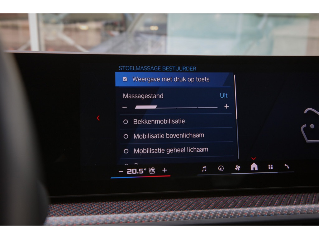 BMW XM | Label Red | V8 | 748PK | BTW | Bowers&Wilkins | HUD | Massage 19