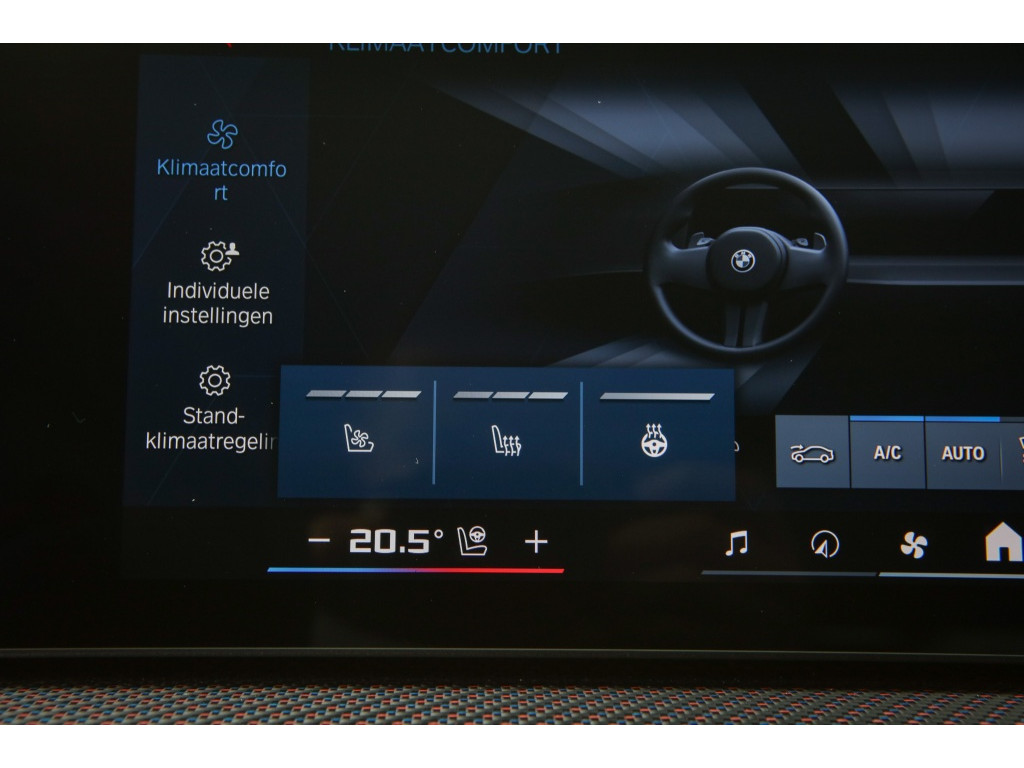BMW XM | Label Red | V8 | 748PK | BTW | Bowers&Wilkins | HUD | Massage 21