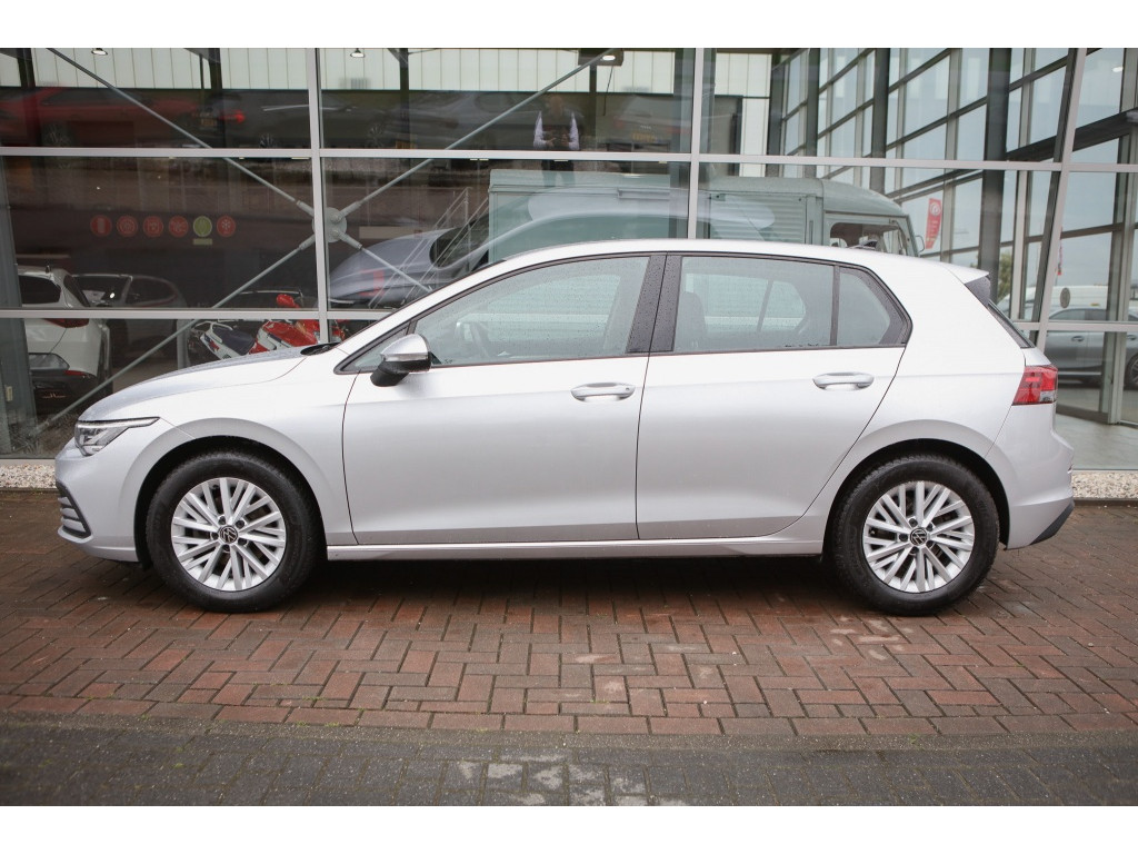 Volkswagen Golf 1.0 TSI Life 16