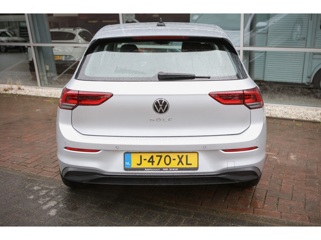 Volkswagen Golf 1.0 TSI Life 23