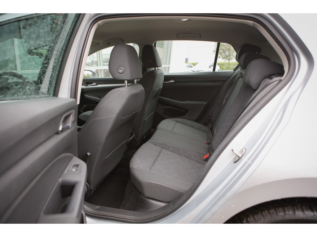 Volkswagen Golf 1.0 TSI Life 5