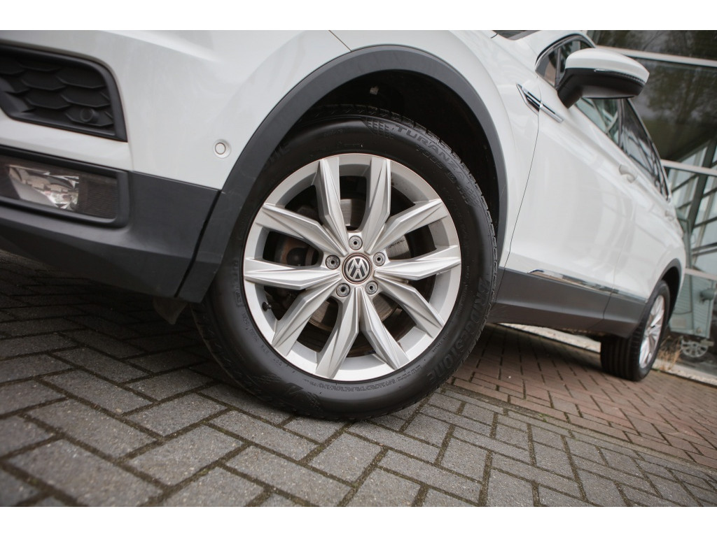 Volkswagen Tiguan Allspace 2.0 TDI Highline 7 Persoons 150PK 1