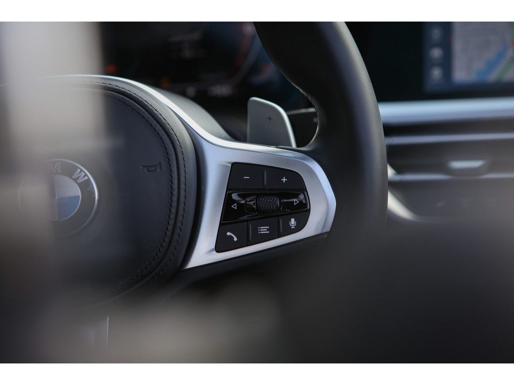 BMW 4 Serie Cabrio M440i xDrive | Carplay | Navigatie | Stoelverwarming | Memory | 24