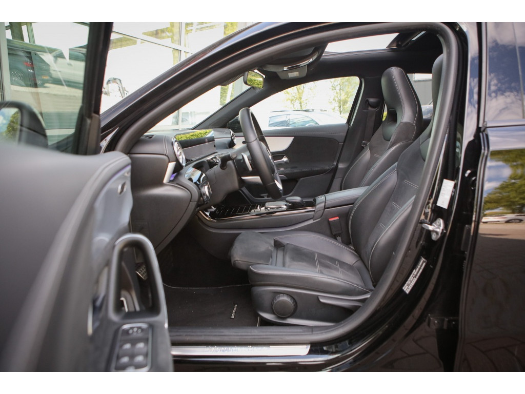 Mercedes-Benz A-Klasse 250e AMG | Panoramadak | Sfeerverlichting | 4