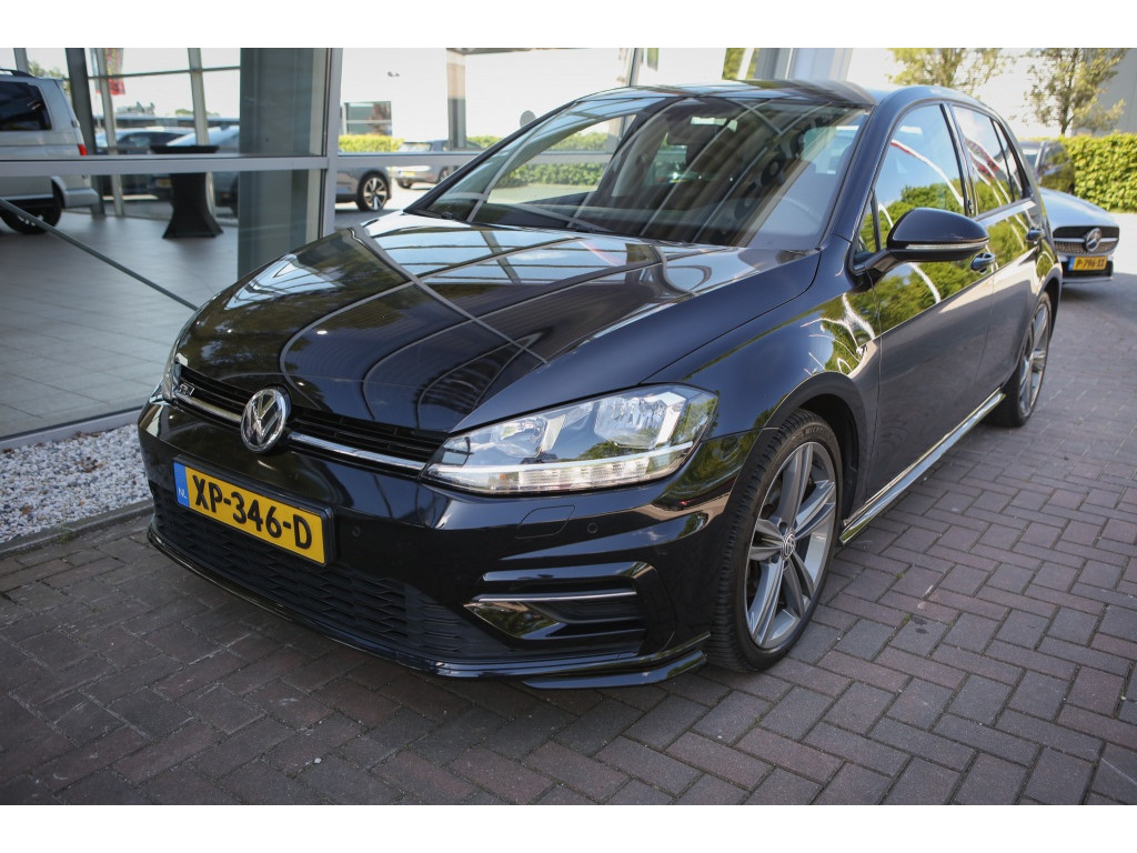 Volkswagen Golf 1.4 TSI | R-line 19