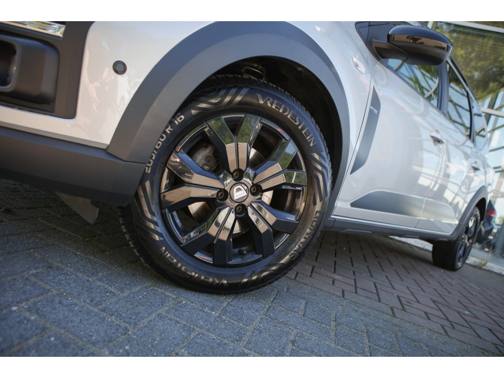 Dacia Jogger 1.0 TCe Extreme 7p. 16