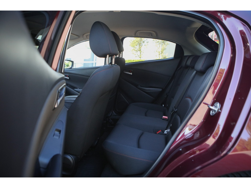 Mazda 2 1.5 Skyact-G Sport. Achteruitrijcamera | Navigatie | Apple Carpl 5