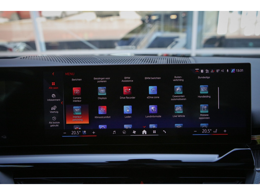 BMW 5 Serie 530e M-Sport Pro | Pano | HUD | Sfeerverlichting | 12