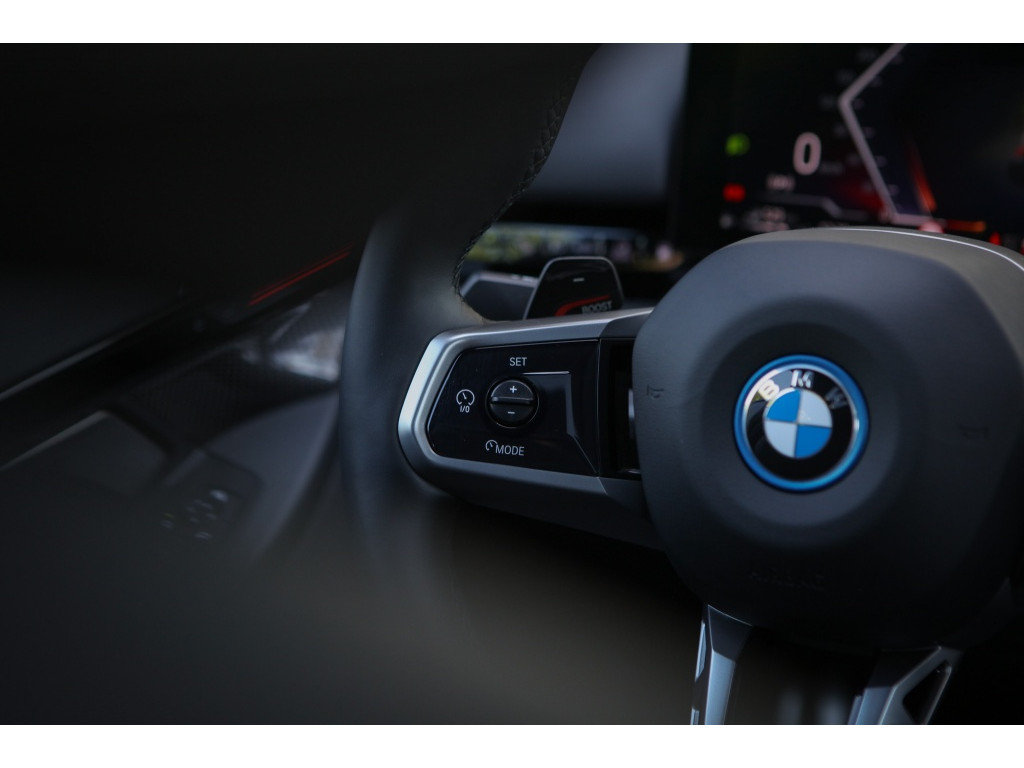 BMW 5 Serie 530e M-Sport Pro | Pano | HUD | Sfeerverlichting | 8