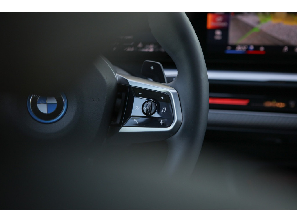 BMW 5 Serie 530e M-Sport Pro | Pano | HUD | Sfeerverlichting | 9