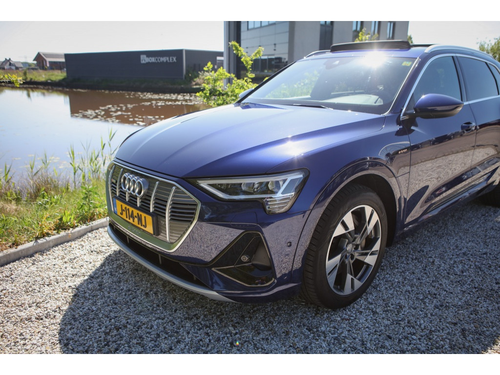Audi e-tron 50 quattro S edition 22