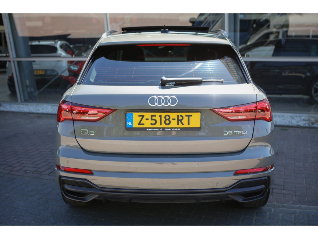 Audi Q3 35 TFSI S-Line | Pano | 360 Camera | 18