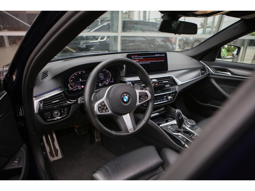BMW 5 Serie Touring 530d Xdrive M-Sport | Facelift | HUD | LASER | PANO 2