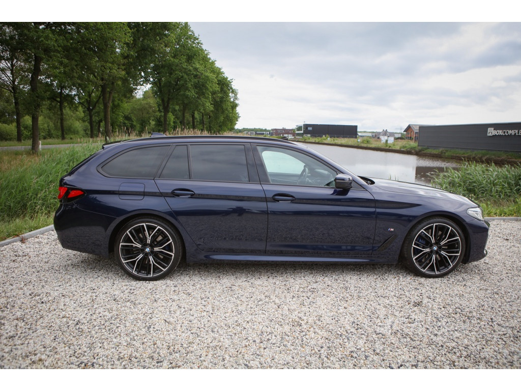 BMW 5 Serie Touring 530d Xdrive M-Sport | Facelift | HUD | LASER | PANO 21