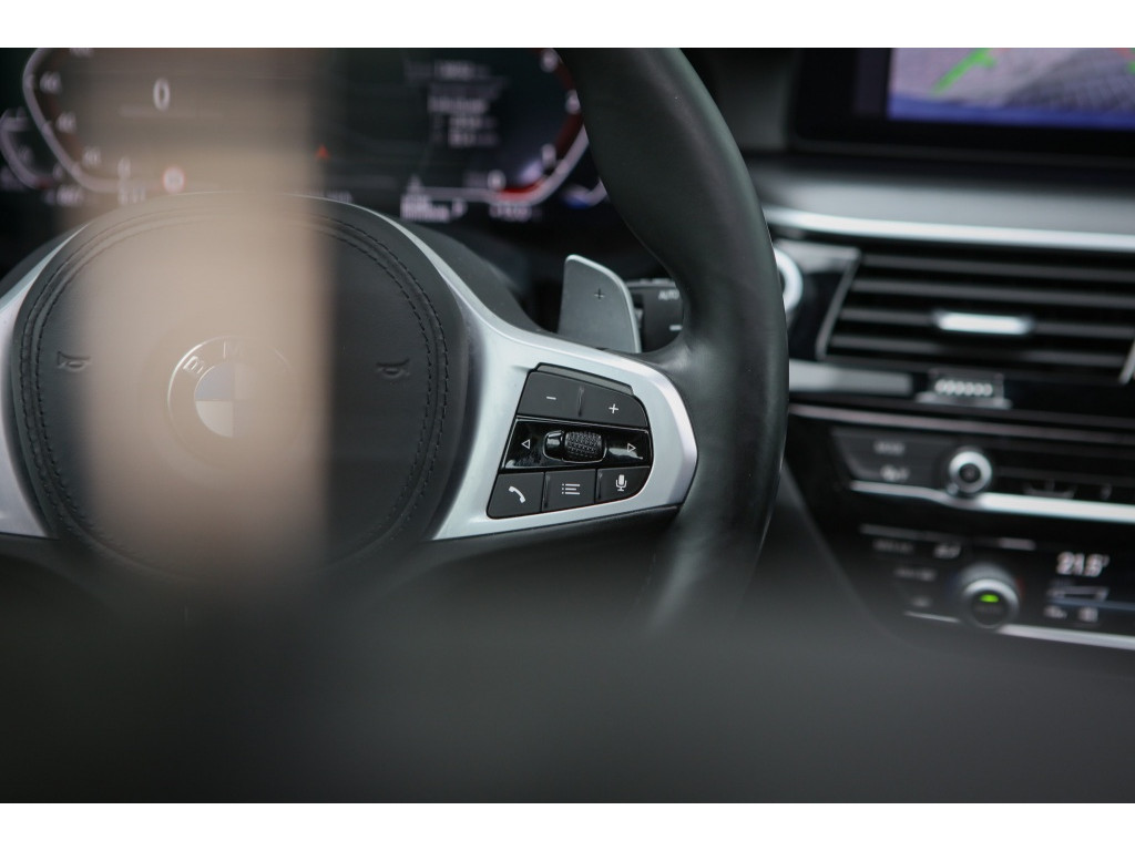 BMW 5 Serie Touring 530d Xdrive M-Sport | Facelift | HUD | LASER | PANO 8