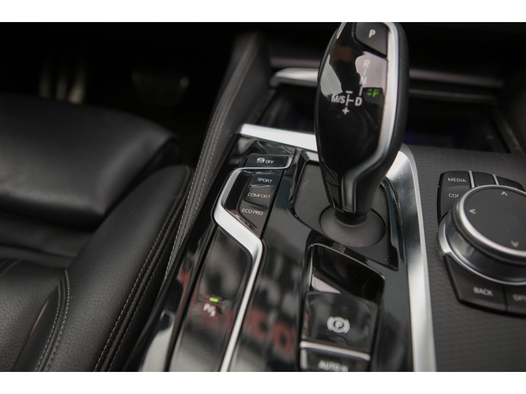 BMW 5 Serie Touring 530d Xdrive M-Sport | Facelift | HUD | LASER | PANO 9