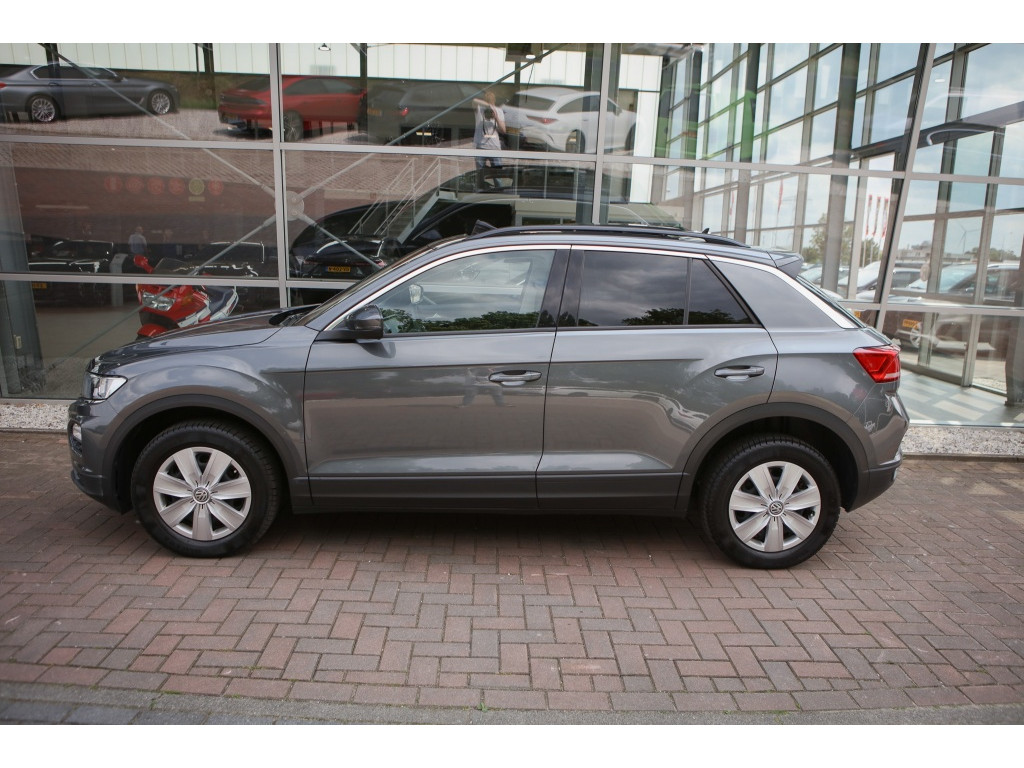 Volkswagen T-Roc 1.0 TSI Sport | Pano | 17