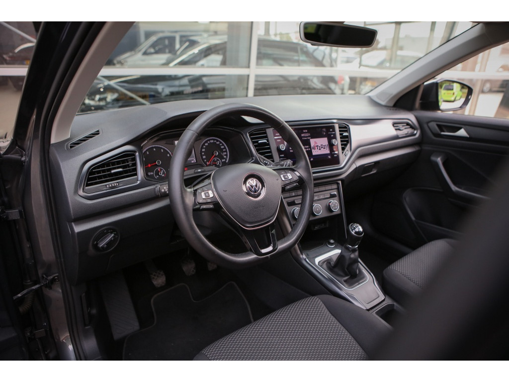 Volkswagen T-Roc 1.0 TSI Sport | Pano | 2