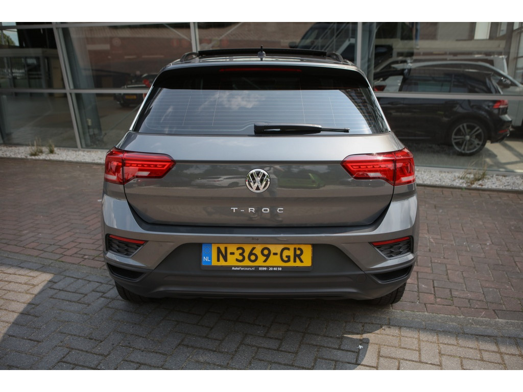 Volkswagen T-Roc 1.0 TSI Sport | Pano | 23